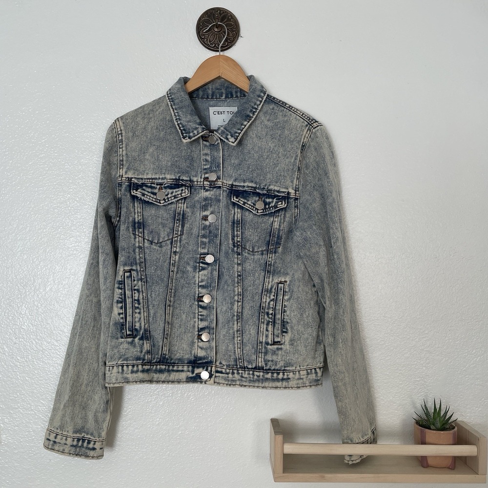 C'est‎ Toi Women's Large Long Sleeve Jean Jacket